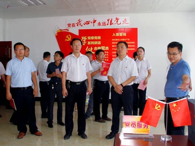 梁山縣委常委、組織部部長(zhǎng)王建一行蒞臨天意機(jī)械調(diào)研