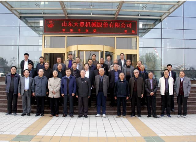 兗州區(qū)人大、政協(xié)領(lǐng)導蒞臨天意機械參觀考察